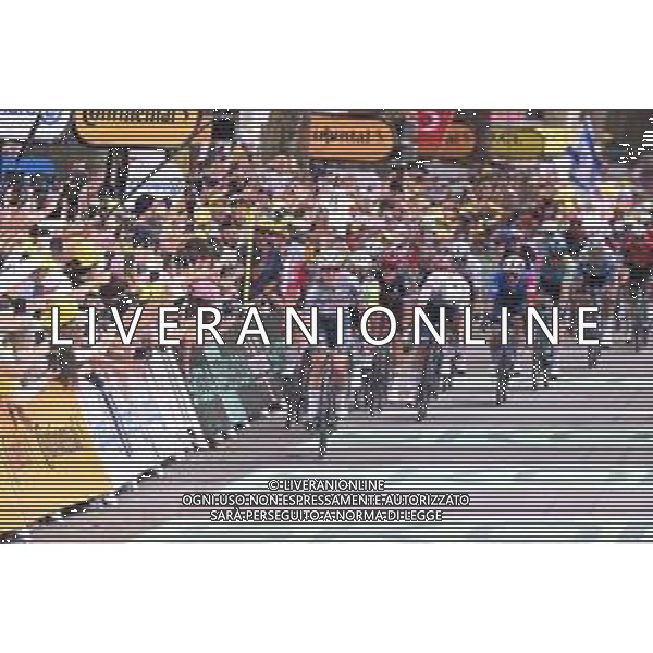 05-07-2025 Tour De France; Tappa 01 Lille - Lille; 2025, Alpecin - Deceuninck; 2025, Intermarche - Wanty; 2025, Tudor; 2025, Totalenergies; 2025, Groupama - Fdj; Philipsen, Jasper; Gyrmai Hailu, Biniam; Trentin, Matteo; Turgis, Anthony; Penhoet, Paul; Lille; ©SIROTTI - AGENZIA ALDO LIVERANI SAS
