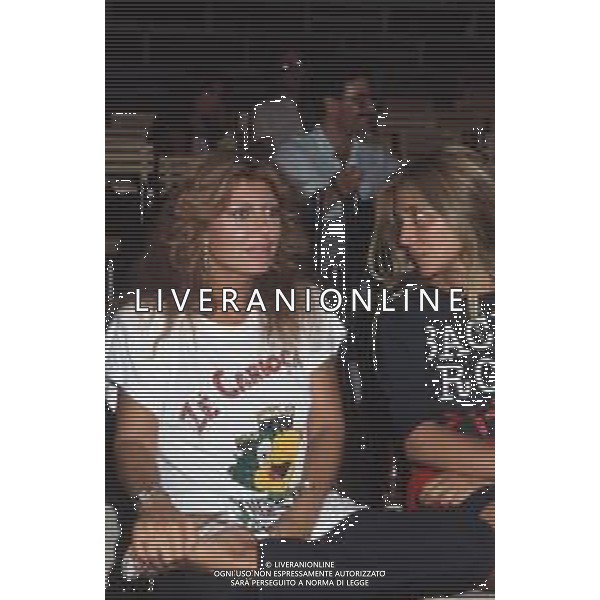 DIAP-RETROSPETTIVA ALIDA CHELLI ATTRICE NELLA FOTO ALIDA CHELLI A TAORMINA CON MARA VENIER NELL\'ANNO 1983 AG ALDO LIVERANI SAS