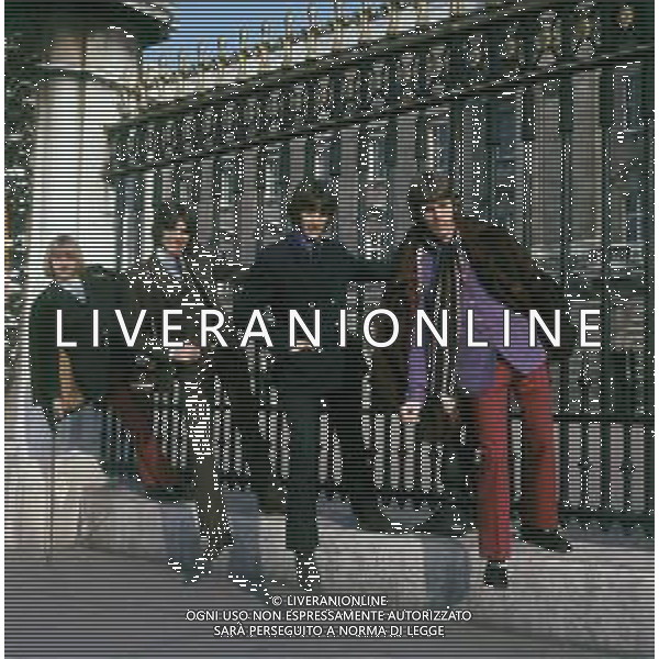 COL-RETROSPETTIVA COMPLESSO MUSICALE THE PRIMITIVES NELLA FOTO IL COMPLESSO MUSICALE THE PRIMITIVES A LONDRA ANNI 1965-70 AG ALDO LIVERANI SAS