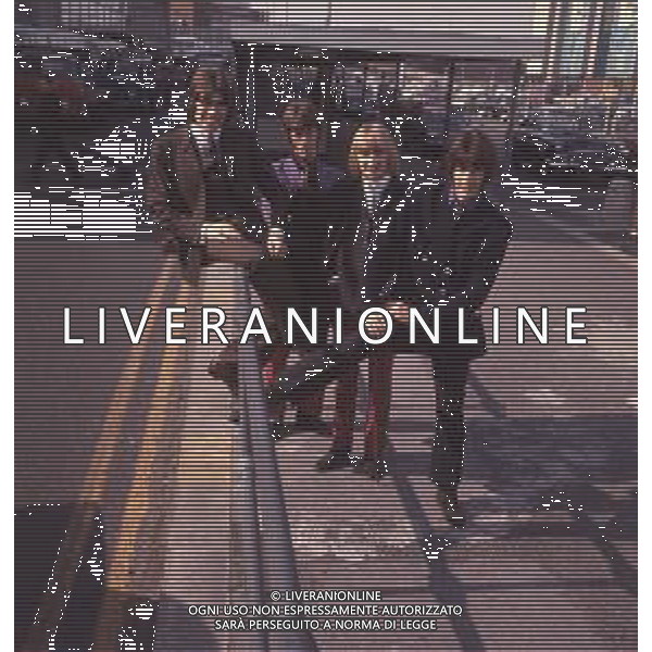 COL-RETROSPETTIVA COMPLESSO MUSICALE THE PRIMITIVES NELLA FOTO IL COMPLESSO MUSICALE THE PRIMITIVES A LONDRA ANNI 1965-70 AG ALDO LIVERANI SAS