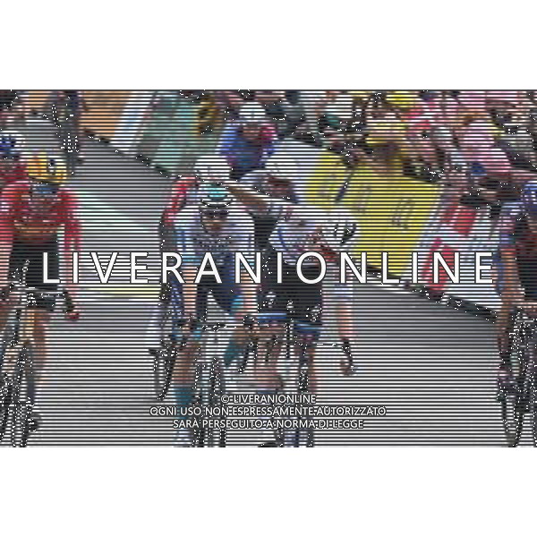 07-07-2025 Tour De France; Tappa 03 Valenciennes - Dunkerque; 2025, Soudal - Quick Step; 2025, Bahrain - Victorious; Merlier, Tim; Bauhaus, Phil; Dunkerque; ©SIROTTI - AGENZIA ALDO LIVERANI SAS