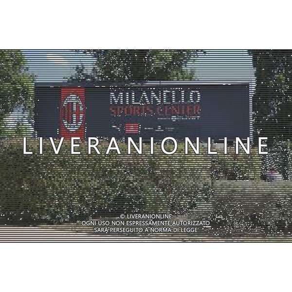 TVRCOR Raduno Milan nella foto ingresso Milanello Milan Carnago (VA) 07-07-2025 Raduno del Milano presso il centro sportivo di Milanello per l’inizio degli allenamenti in vista della stagione 2025-2026 foto Roberta Corradin/ag. Aldo Liverani sas- AGENZIA ALDO LIVERANI SAS