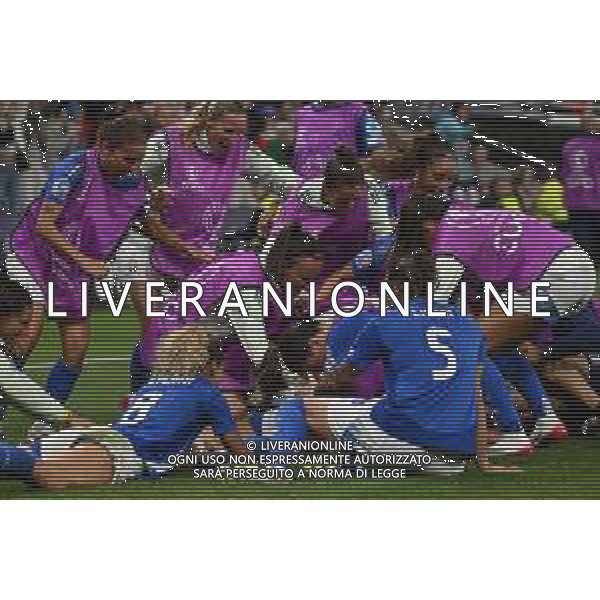 TVRG Portogallo vs Italia nella foto giocatrici Italia esultanza dopo il gol dell\'1 a 0 Ginevra (SVI) 07-07-2025 Stadio di Ginevra Portogallo vs Italia Campionati Europei femminili UEFA Euro 2025 Gruppo B - 2a giornata foto Roberto Garavaglia/Agenzia Aldo Liverani sas