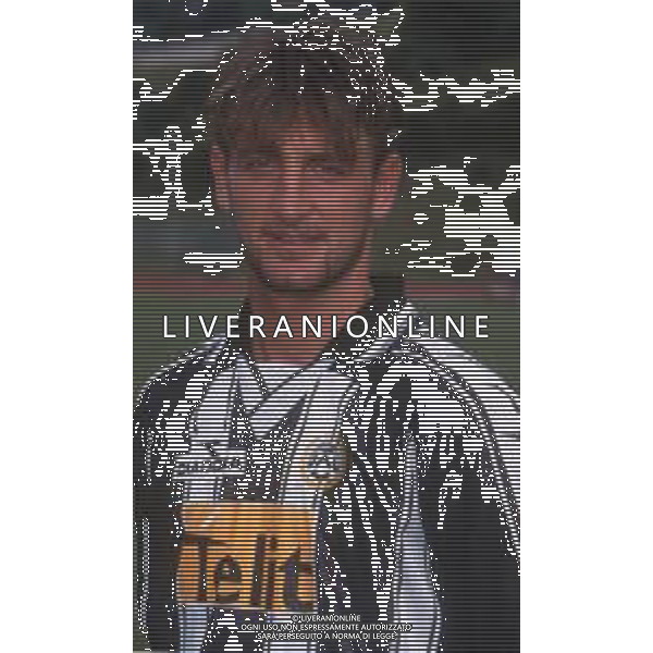 DIAP-RETROSPETTIVA TOMAS LOCATELLI CALCIATORE NELLA FOTO TOMAS LOCATELLI CON LA MAGLIA DELL\'UDINESE CALCIO AG ALDO LIVERANI SAS