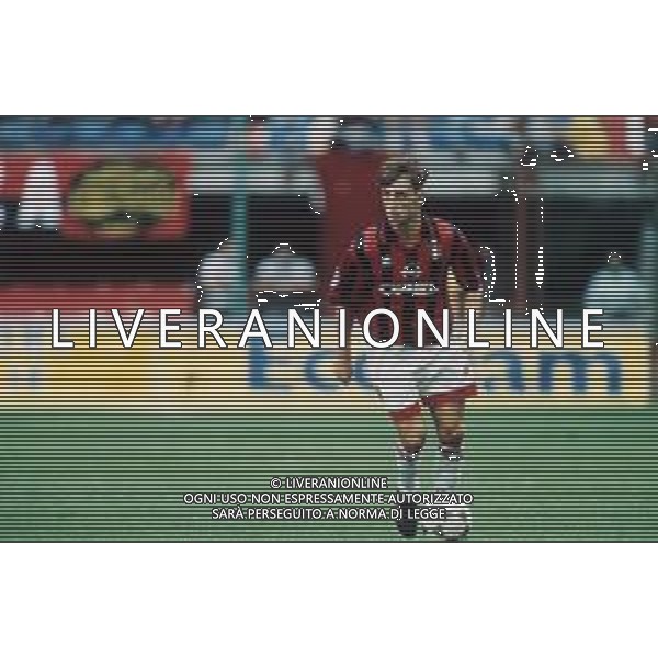 DIAP-RETROSPETTIVA TOMAS LOCATELLI CALCIATORE NELLA FOTO TOMAS LOCATELLI CON LA MAGLIA DEL MILAN CALCIO AG ALDO LIVERANI SAS