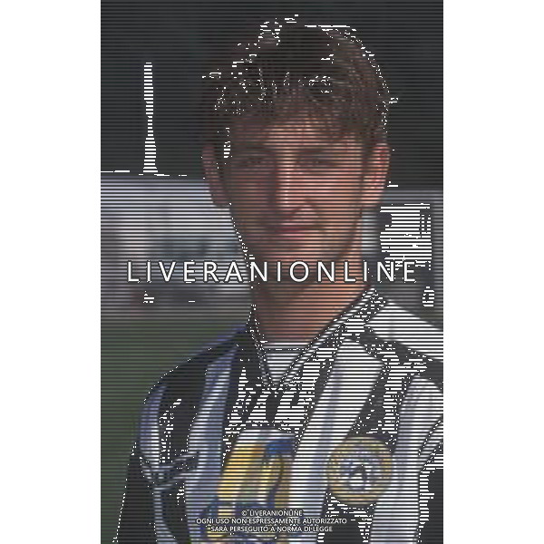 DIAP-RETROSPETTIVA TOMAS LOCATELLI CALCIATORE NELLA FOTO TOMAS LOCATELLI CON LA MAGLIA DELL\'UDINESE CALCIO AG ALDO LIVERANI SAS