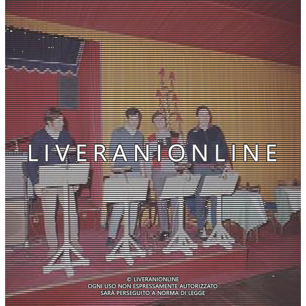 COL-RETROSPETTIVA COMPLESSO MUSICALE THE HAPPENINGS NELLA FOTO IL COMPLESSO MUSICALE THE HAPPENINGS NELL\'ANNO 1960-1965 AG ALDO LIVERANI SAS
