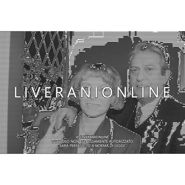 NEG-RETROSPETTIVA ALBERTO LIONELLO ATTORE NELLA FOTO ALBERTO LIONELLO CON L’ATTRICE ERIKA BLANC NELL\'ANNO 1989 A MILANO AG ALDO LIVERANI SAS