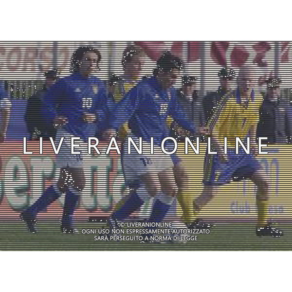 DIAP-RETROSPETTIVA IGHLI VANNUCCHI CALCIATORE NELLA FOTO IGHLI VANNUCCHI CON LA MAGLIA DELLA NAZIONALE ITALIANA AG ALDO LIVERANI SAS