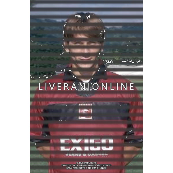 ST-RETROSPETTIVA IGHLI VANNUCCHI CALCIATORE NELLA FOTO IGHLI VANNUCCHI CON LA MAGLIA DELLA SALENITANA CALCIO AG ALDO LIVERANI SAS