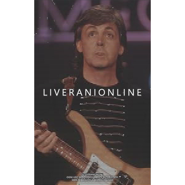 DIAP-RETROSPETIIVA PAUL MC CARTNEY CANTANTE NELLA FOTO PAUL MC CARTNEY AL FESTIVAL DI SANREMO NELL\'ANNO 1988 AG ALDO LIVERANI SAS