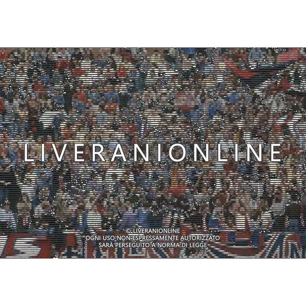 DIAP-RETROSPETTIVA TIFOSI BOLOGNA CALCIO NELLA FOTO I TIFOSI DEL BOLGNA CALCIO ANNO 1980-1982 AG ALDO LIVERANI SAS