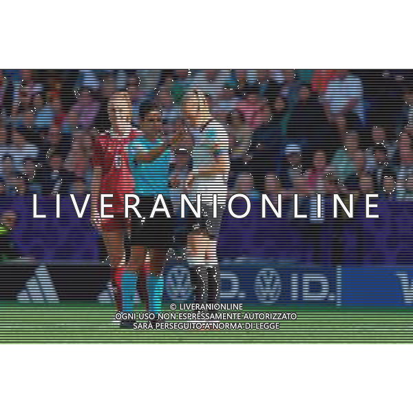 TVEM July 08, 2025 Basel, Switzerland - Germany vs Denmark - Women\'s UEFA Euro 2025 - St. Jakob-Park. In the pic: the referee Catarina Campos of Portugal and Janina Minge of Germany ©TVEM Emmanuele Mastrodonato - AGENZIA ALDO LIVERANI SAS
