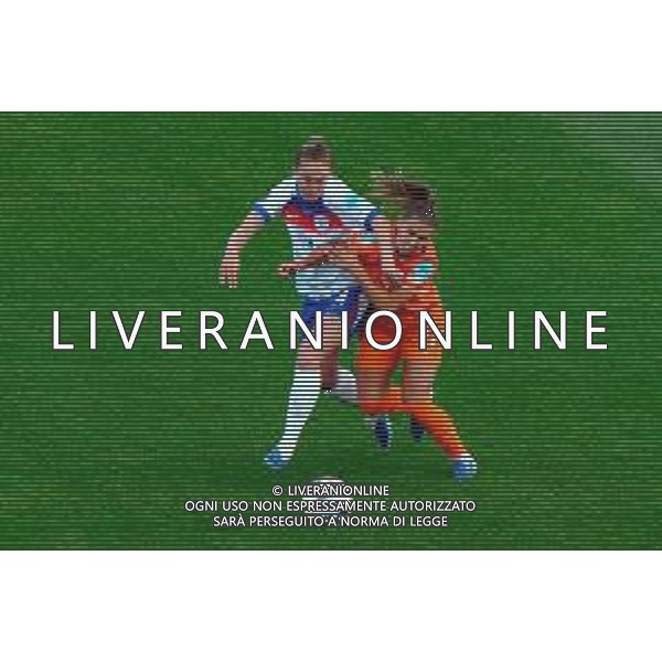 TVEM July 08, 2025 Zurich, Switzerland - England vs Netherlands - Women\'s UEFA Euro 2025 - Stadion Letzigrund. In the pic: Keira Walsh of England in action against Victoria Pelova of Netherlands ©TVEM Emmanuele Mastrodonato - AGENZIA ALDO LIVERANI SAS
