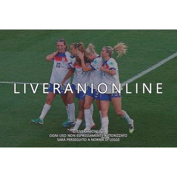 TVEM July 08, 2025 Zurich, Switzerland - England vs Netherlands - Women\'s UEFA Euro 2025 - Stadion Letzigrund. In the pic: Lauren James of England celebrates after scoring a goal with teammates ©TVEM Emmanuele Mastrodonato - AGENZIA ALDO LIVERANI SAS