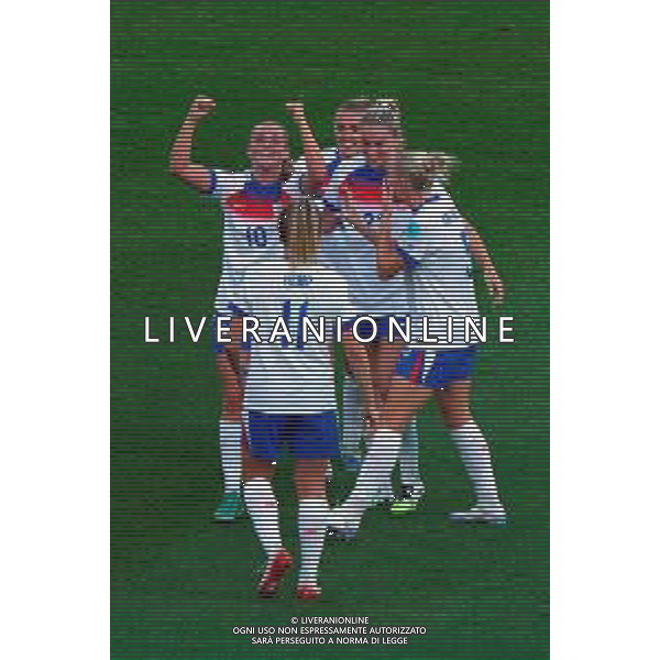 TVEM July 08, 2025 Zurich, Switzerland - England vs Netherlands - Women\'s UEFA Euro 2025 - Stadion Letzigrund. In the pic: Ella Toone of England celebrates after scoring a goal with teammates ©TVEM Emmanuele Mastrodonato - AGENZIA ALDO LIVERANI SAS