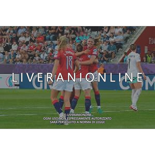 Signe Gaupset of Norway celebrates after scoring a goal with teammates -Norvegia - Islanda Campionato europeo femminile di calcio UEFA Women\'s EURO 2025 , Arena Thuin Svizzera 10.07.2025 ©TVEM Emmanuele Mastrodonato - AGENZIA ALDO LIVERANI SAS