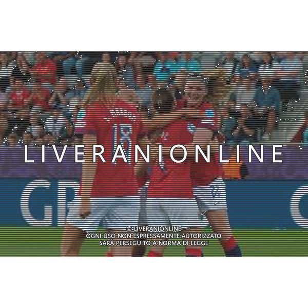 Signe Gaupset of Norway celebrates after scoring a goal with teammates -Norvegia - Islanda Campionato europeo femminile di calcio UEFA Women\'s EURO 2025 , Arena Thuin Svizzera 10.07.2025 ©TVEM Emmanuele Mastrodonato - AGENZIA ALDO LIVERANI SAS