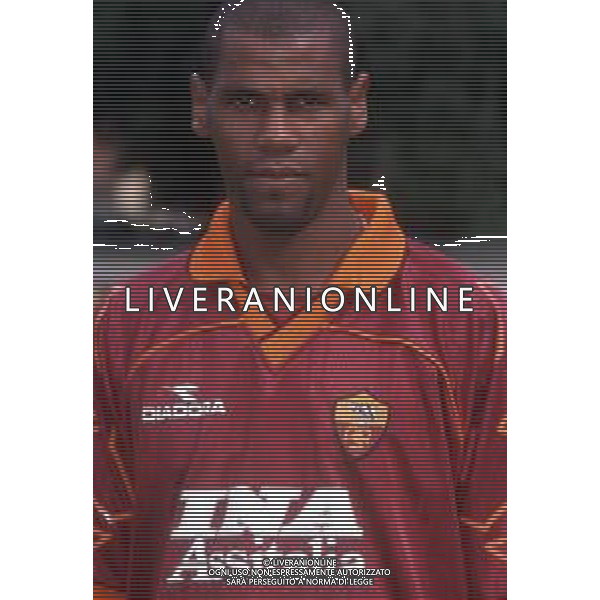 DIAP-RETROSPETTIVA ALDAIR CALCIATORE NELLA FOTO ALDAIR CON LA MAGLIA DELLA ROMA CALCIO AG ALDO LIVERANI SAS