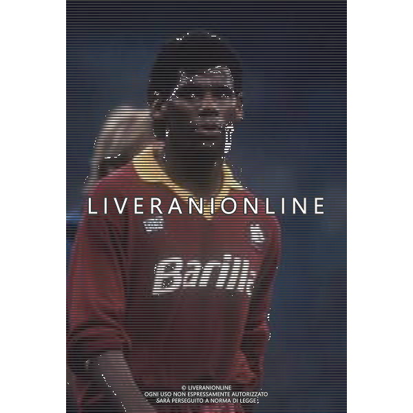 DIAP-RETROSPETTIVA ALDAIR CALCIATORE NELLA FOTO ALDAIR CON LA MAGLIA DELLA ROMA CALCIO AG ALDO LIVERANI SAS