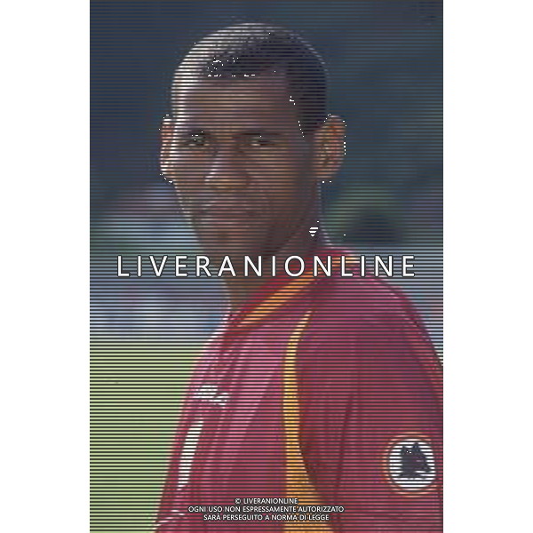 DIAP-RETROSPETTIVA ALDAIR CALCIATORE NELLA FOTO ALDAIR CON LA MAGLIA DELLA ROMA CALCIO AG ALDO LIVERANI SAS