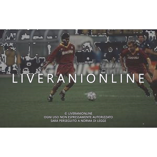 DIAP-RETROSPETTIVA ALDAIR CALCIATORE NELLA FOTO ALDAIR CON LA MAGLIA DELLA ROMA CALCIO NELL\'ANNO 1990 AG ALDO LIVERANI SAS