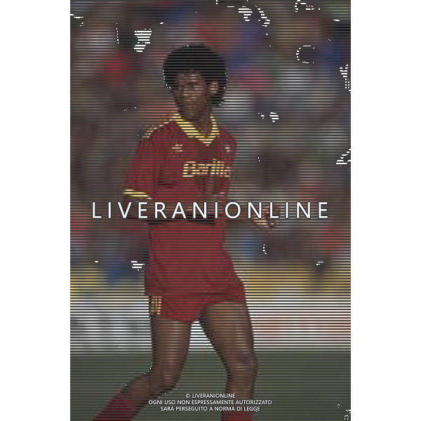 DIAP-RETROSPETTIVA ALDAIR CALCIATORE NELLA FOTO ALDAIR CON LA MAGLIA DELLA ROMA CALCIO NELL\'ANNO 1991-92 AG ALDO LIVERANI SAS