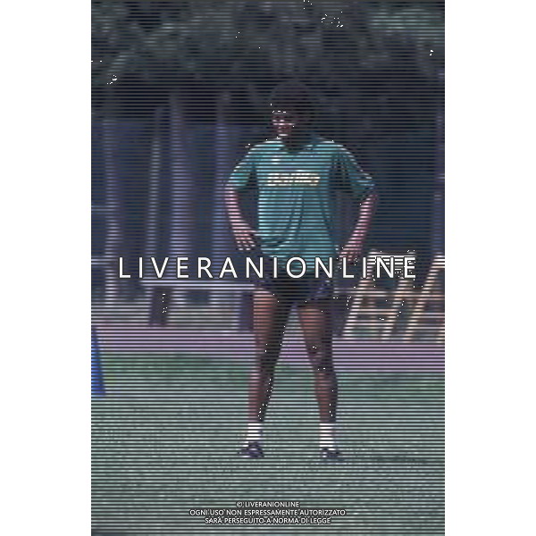 DIAP-RETROSPETTIVA ALDAIR CALCIATORE NELLA FOTO ALDAIR CON LA MAGLIA DELLA ROMA CALCIO NELL\'ANNO 1991-92 AG ALDO LIVERANI SAS