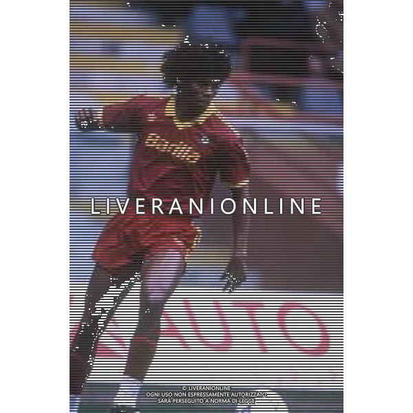 DIAP-RETROSPETTIVA ALDAIR CALCIATORE NELLA FOTO ALDAIR CON LA MAGLIA DELLA ROMA CALCIO NELL\'ANNO 1991-92 AG ALDO LIVERANI SAS