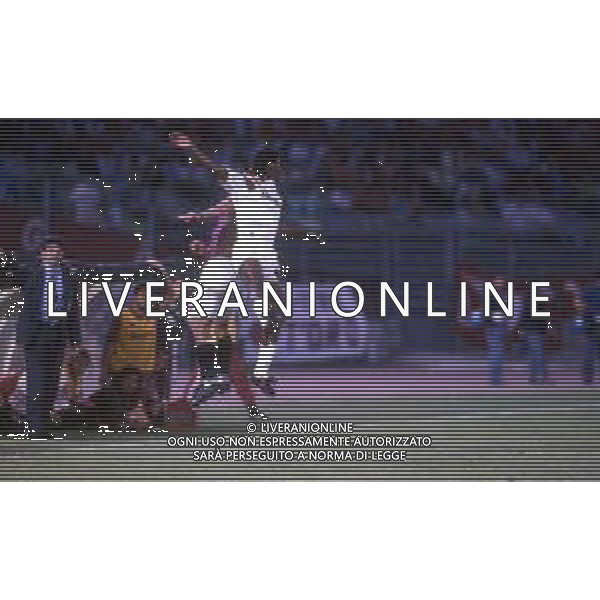 DIAP-RETROSPETTIVA ALDAIR CALCIATORE NELLA FOTO ALDAIR CON LA MAGLIA DELLA ROMA CALCIO NELL\'ANNO 1993 AG ALDO LIVERANI SAS