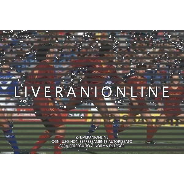 DIAP-RETROSPETTIVA ALDAIR CALCIATORE NELLA FOTO ALDAIR CON LA MAGLIA DELLA ROMA CALCIO NELL\'ANNO 1993 AG ALDO LIVERANI SAS