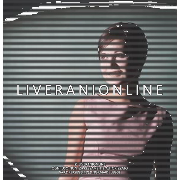 COL-RETROSPETTIVA ANNA IDENTICI CANTANTE NELLA FOTO ANNA IDENTICI AG ALDO LIVERANI SAS