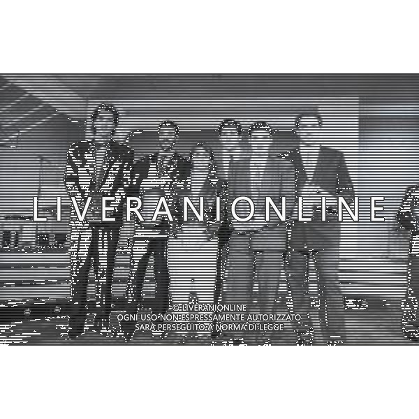 NEG-RETROSPETTIVA STEFANO CERIONI SCHERMA NELLA FOTO STEFANO CERIONI -GELINO BORDIN-VINCENAO MAENZA-FRATELLI ABBAGNALE E VINCENZO PARISI A CAMPIONE D\'ITALIA NELL\'ANNO 1988 AG ALDO LIVERANI SAS