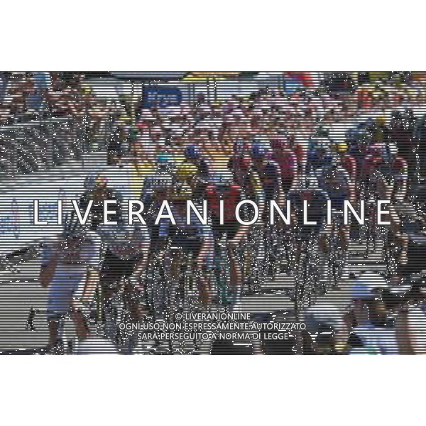 11-07-2025 Tour De France; Tappa 07 Saint-malo - Mur De Bretagne; 2025, Uae Team Emirates - Xrg; 2025, Soudal - Quick Step; Pogacar, Tadej; Evenepoel, Remco; Mur De Bretagne; ©SIROTTI - AGENZIA ALDO LIVERANI SAS