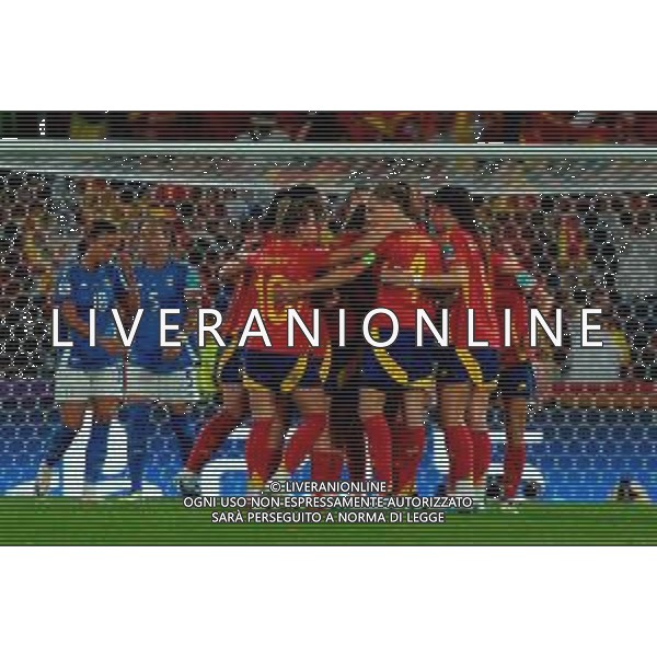 TVEM July 11, 2025 Bern, Switzerland - Italy vs Spain - Women\'s UEFA Euro 2025 - Stadion Wankdorf. In the pic: Patri Guijarro of Spain celebrates after scoring a goal with teammates foto emmanuele mastrodonato-ag aldo liverani sas