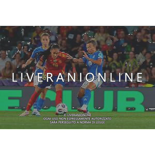 TVEM July 11, 2025 Bern, Switzerland - Italy vs Spain - Women\'s UEFA Euro 2025 - Stadion Wankdorf. In the pic: Salma Paralluelo of Spain in action against Arianna Caruso of Italy foto emmanuele mastrodonato-ag aldo liverani sas