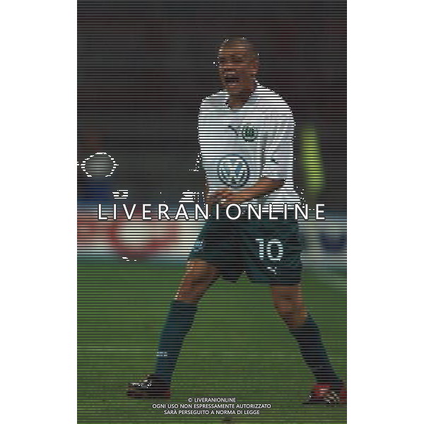 PERUGIA 12/08/2003 FINALE DI ANDATA INTERTOTO 2003 PERUGIA-WOLFSBURG NELLA FOTO:D\'ALESSANDRO SI ARRABBIA CON I COMPAGNI DI SQUADRA* FOTO 1905/ROBERTO SETTONCE/ALDO LIVERANI S.A.S.