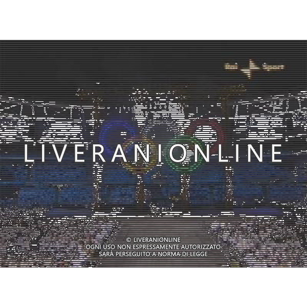 Torino 10 febbraio 2006 Cerimonia inaugurazione XX olimpiadi invernali Torino 2006 Obbligatorio citare la fonte televisiva foto Agenzia Aldo Liverani