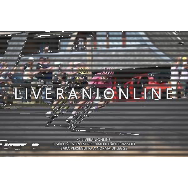 14-07-2025 Tour De France; Tappa 10 Ennezat - Le Mont Dore; 2025, Ef Education - Easypost; 2025, Visma - Lease A Bike; Healy, Ben; Yates, Simon; Le Mont Dore; ©SIROTTI - AGENZIA ALDO LIVERANI SAS