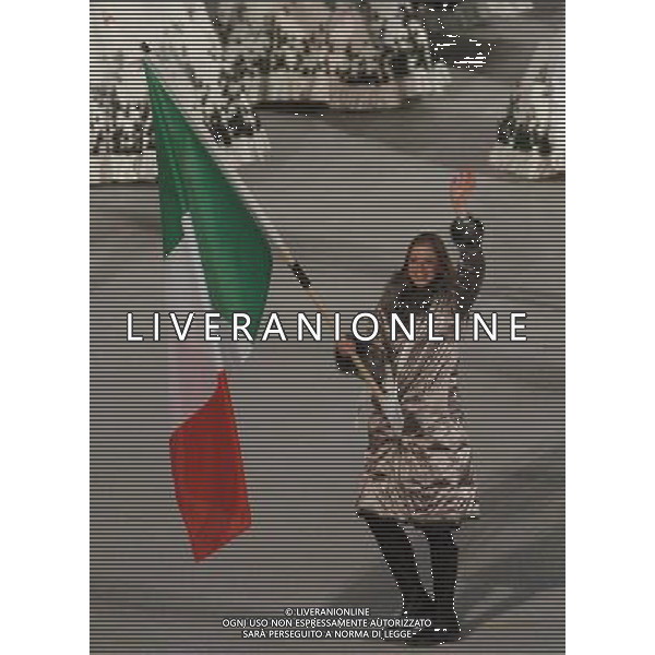 TORINO 10/02/2006 OLIMPIADI INVERNALI DI TORINO CERIMONIA D\'APERTURA NELLA FOTO KOSTNER CAROLINA PH GIGI ARCAINI/AG.ALDO LIVERANI