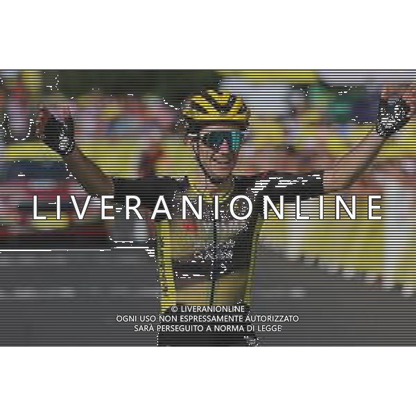 14-07-2025 Tour De France; Tappa 10 Ennezat - Le Mont Dore; 2025, Visma - Lease A Bike; Yates, Simon; Le Mont Dore; ©SIROTTI - AGENZIA ALDO LIVERANI SAS