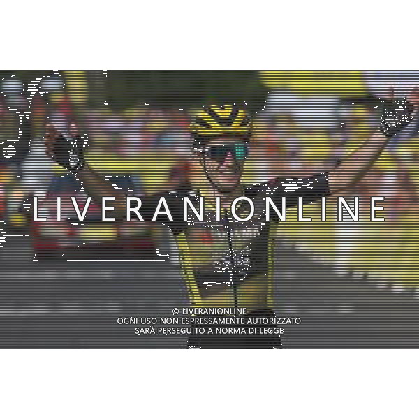 14-07-2025 Tour De France; Tappa 10 Ennezat - Le Mont Dore; 2025, Visma - Lease A Bike; Yates, Simon; Le Mont Dore; ©SIROTTI - AGENZIA ALDO LIVERANI SAS
