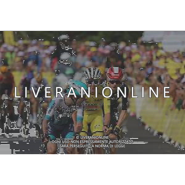 14-07-2025 Tour De France; Tappa 10 Ennezat - Le Mont Dore; 2025, Bahrain - Victorious; 2025, Uae Team Emirates - Xrg; 2025, Visma - Lease A Bike; Martinez, Lenny; Pogacar, Tadej; Vingegaard, Jonas; Le Mont Dore; ©SIROTTI - AGENZIA ALDO LIVERANI SAS