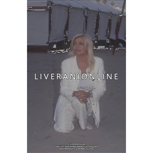 DIAP-RETROSPETTIVA MARA VENIER PRESENTATRICE TELEVISIVA E ATTRICE NELLA FOTO MARA VENIER A VENEZIA NELL\'ANNO 1995 AG ALDO LIVERANI SAS