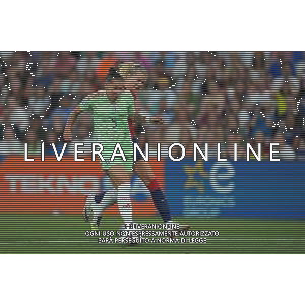TVEM July 16, 2025 Geneva, Switzerland - Norway vs Italy - Women\'s UEFA Euro 2025 - Stade de Geneve. In the pic: Elena Linari of Italy in action against Ada Hegerberg of Norway ©TVEM Emmanuele Mastrodonato - AGENZIA ALDO LIVERANI SAS