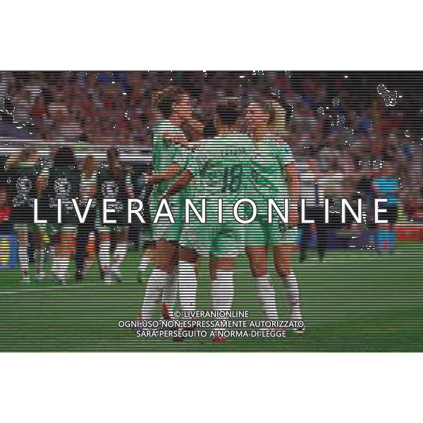 TVEM July 16, 2025 Geneva, Switzerland - Norway vs Italy - Women\'s UEFA Euro 2025 - Stade de Geneve. In the pic: Cristiana Girelli of Italy celebrates after scoring a goal with teammates ©TVEM Emmanuele Mastrodonato - AGENZIA ALDO LIVERANI SAS