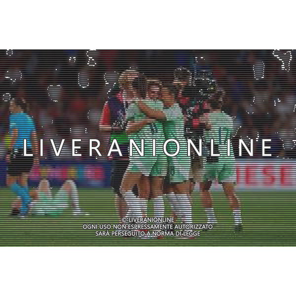 TVEM July 16, 2025 Geneva, Switzerland - Norway vs Italy - Women\'s UEFA Euro 2025 - Stade de Geneve. In the pic: Cristiana Girelli of Italy celebrates the victory with Barbara Bonansea of Italy and Arianna Caruso of Italy ©TVEM Emmanuele Mastrodonato - AGENZIA ALDO LIVERANI SAS