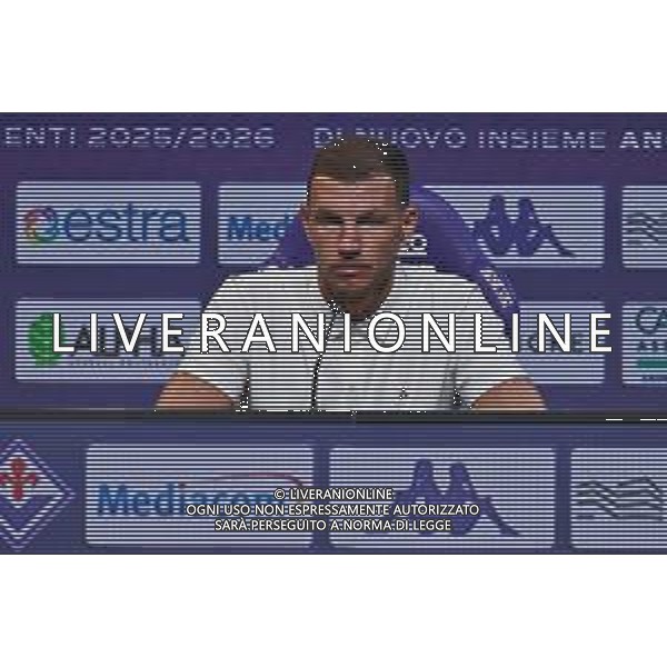 TVLS - Presentazione Edin Dzeko, Viola Park Firenze 17.07.2025 nella foto Edin Dzeko ©TVLS Lisa Guglielmi / Agenzia Aldo Liverani Sas- AGENZIA ALDO LIVERANI SAS