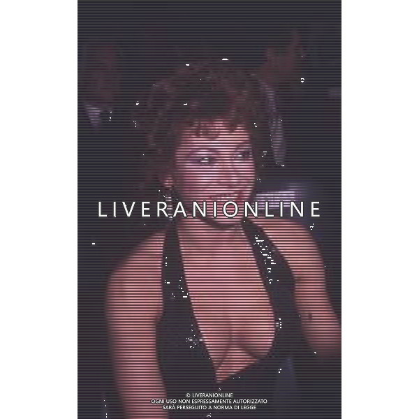 DIAP-RETROSPETTIVA CARMEN RUSSO ATTRICE E BALLERINA NELLA FOTO CARMEN RUSSO NELL\'ANNO 1984 FOTO MICHELE SPALLETTA-AG ALDO LIVERANI SAS
