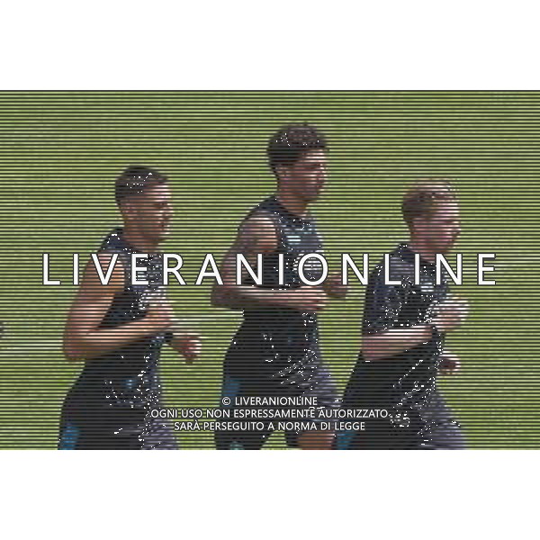 NAPOLI ALLENAMENTO RITIRO PRECAMPIONATO DIMARO 18.07.2025 NELLA FOTO: LORENZO LUCCA, Kevin De Bruyne, Luca Marianucci, FOTO MOSCA/AG. ALDO LIVERANI- AGENZIA ALDO LIVERANI SAS